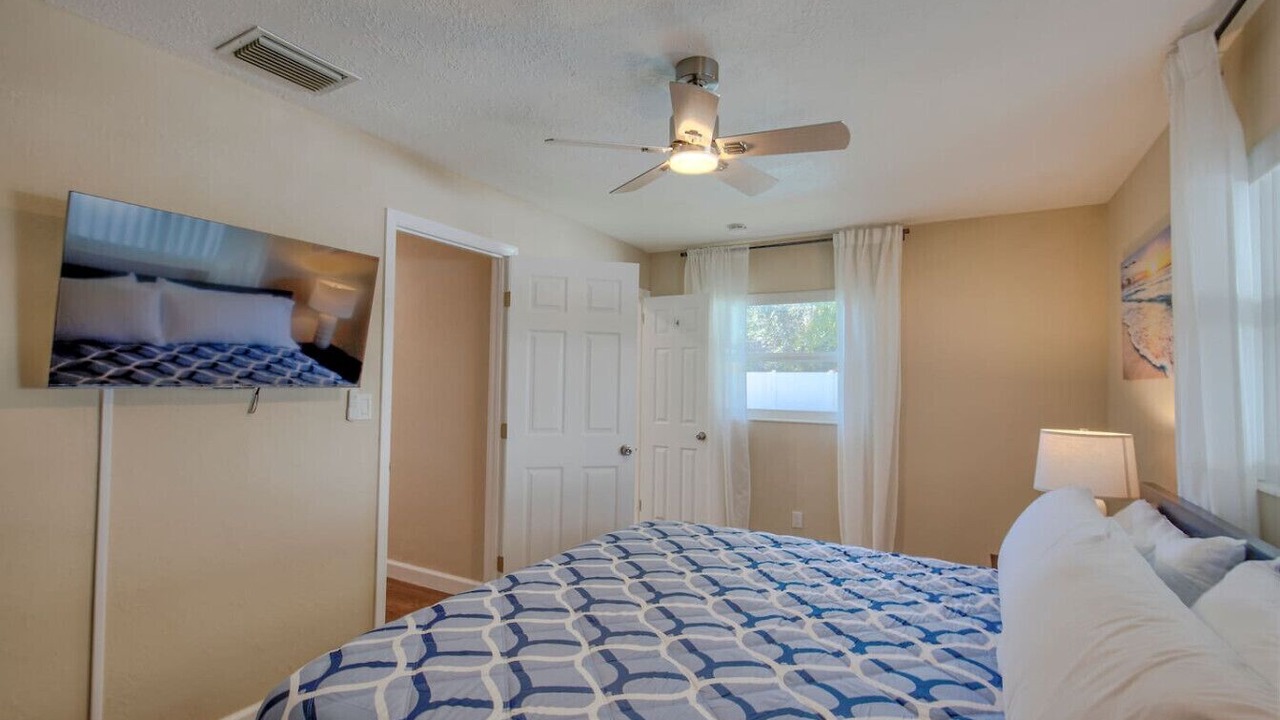 Photo of Bedroom in Seminole
