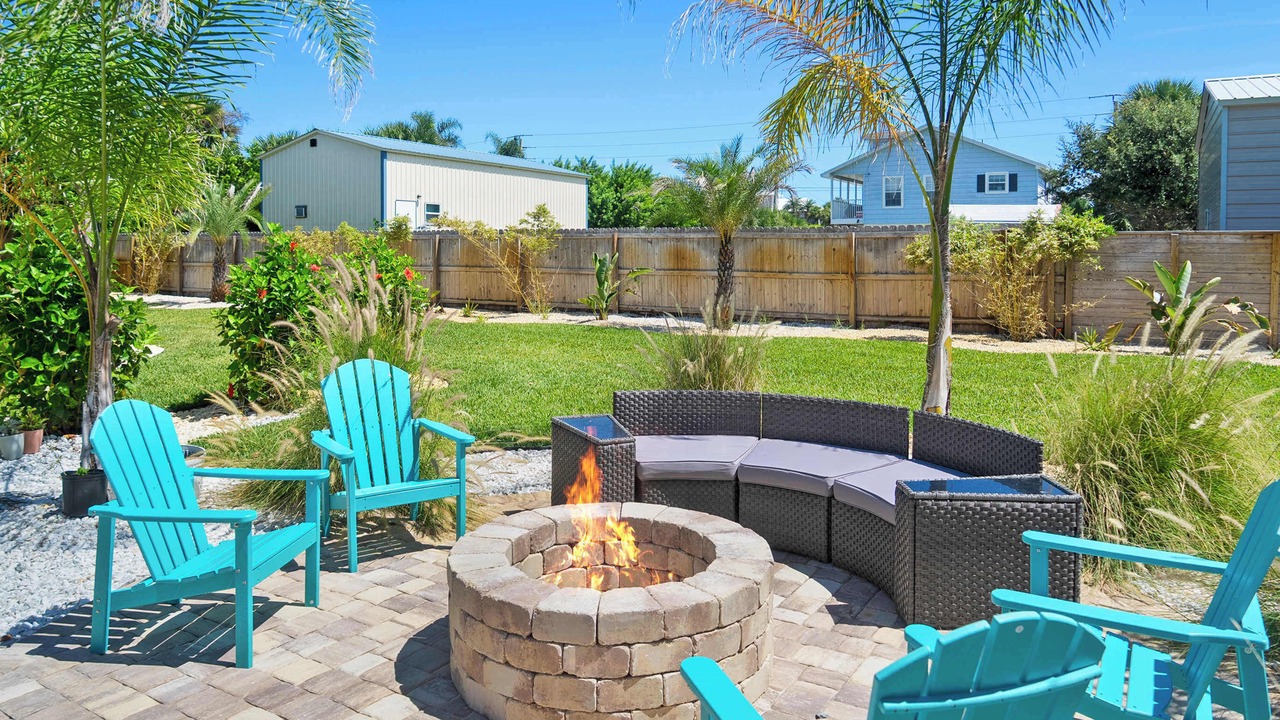 Photo of Patio Balcony in Crescent Beach