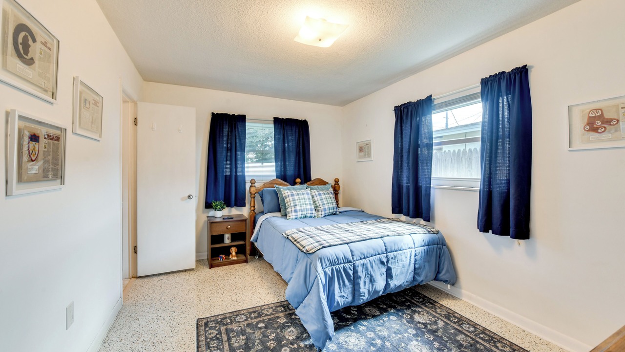 Photo of Bedroom in Pinellas Park