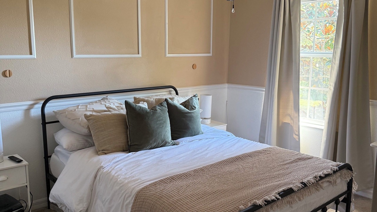 Photo of Bedroom in Parrish