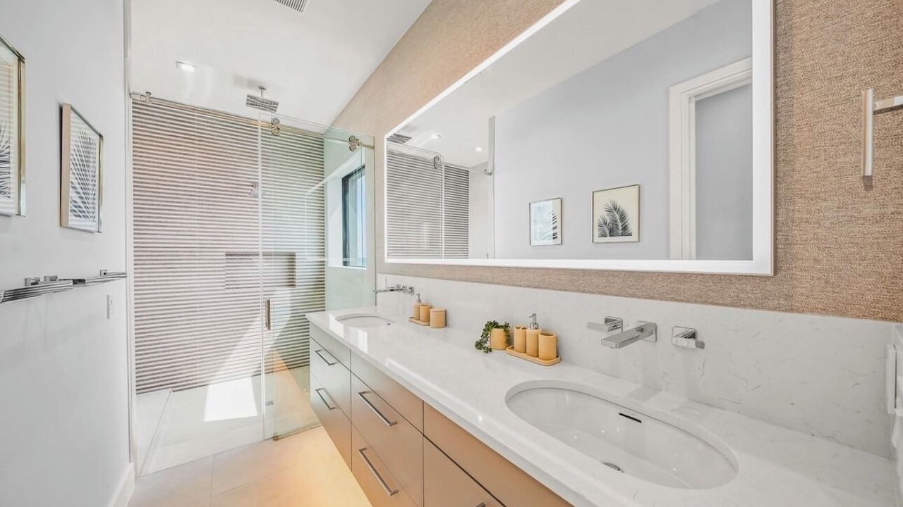 Photo of Bathroom in Bradenton Beach