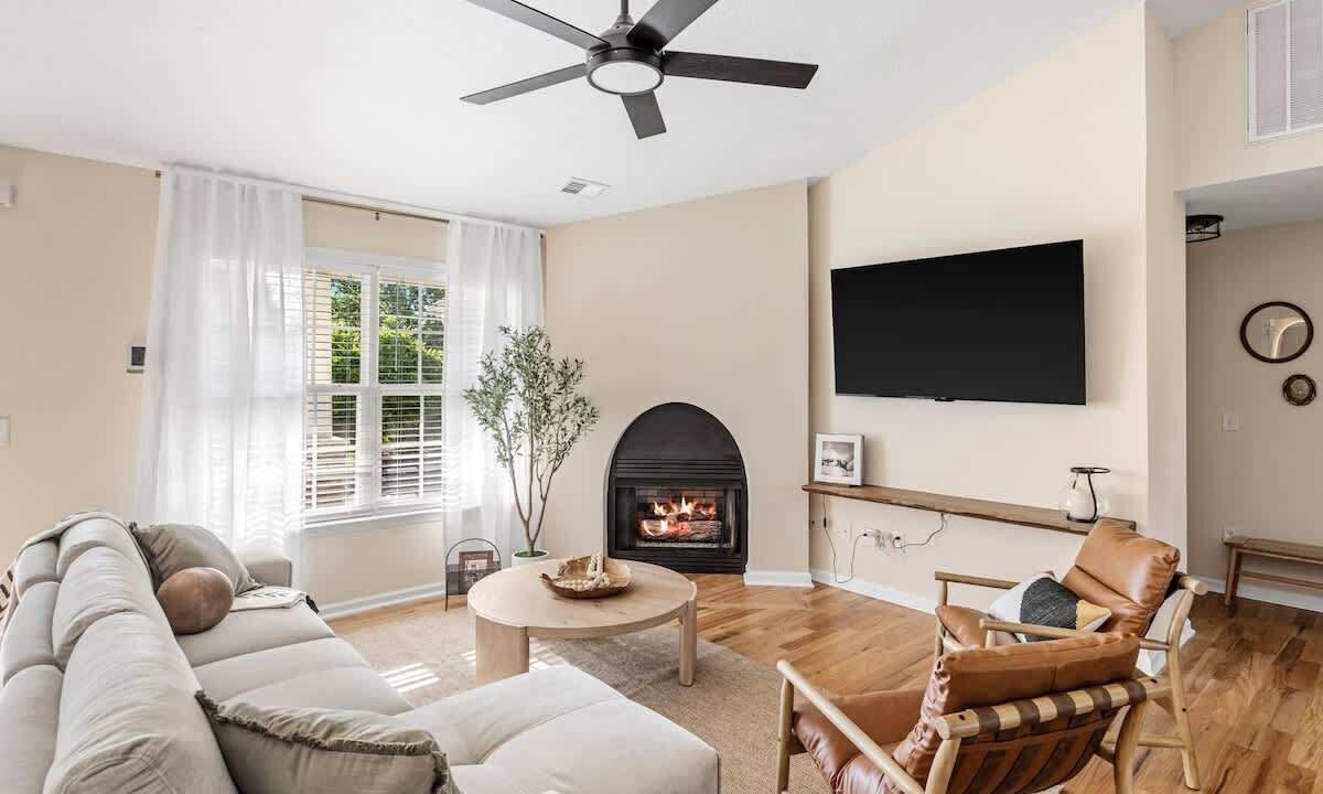 Photo of Livingroom in Greer