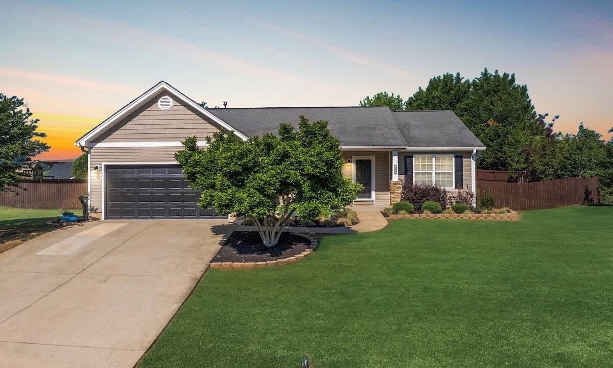 Photo of Outdoor in Greer