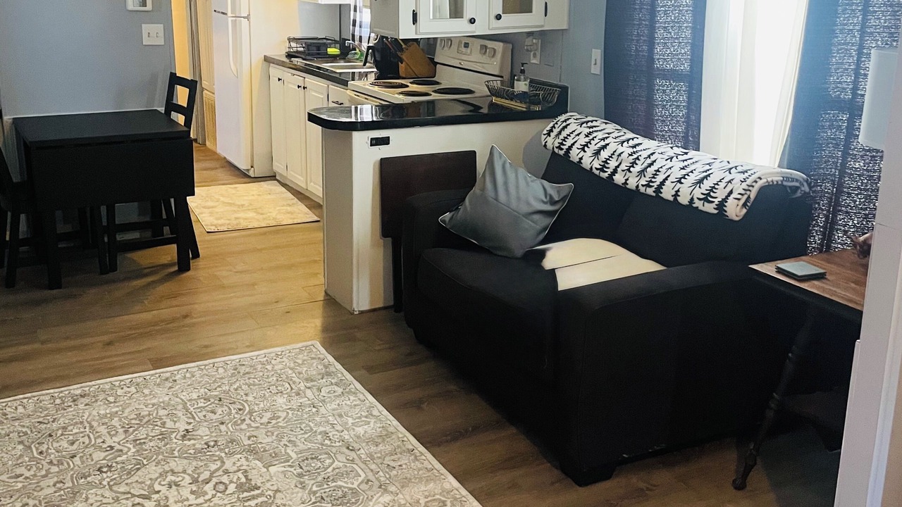 Photo of Livingroom in Deer Creek