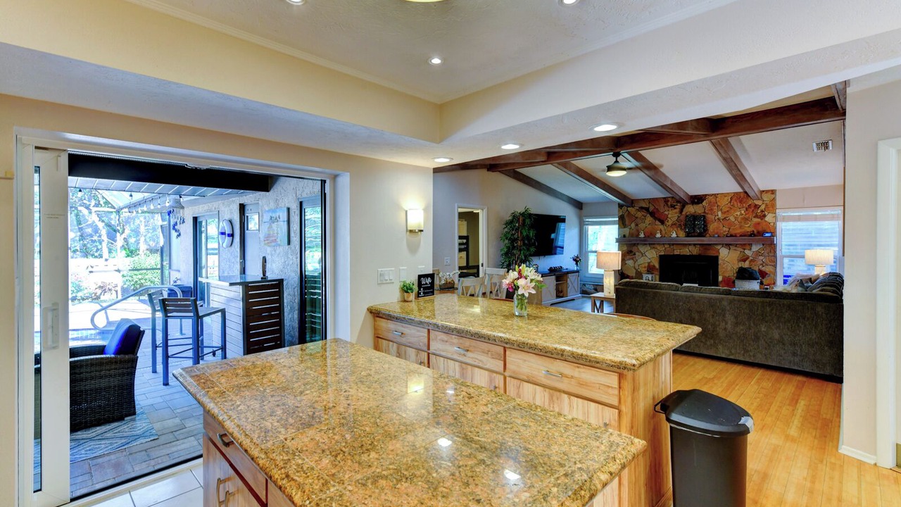 Photo of Others in Gulf Gate Estates