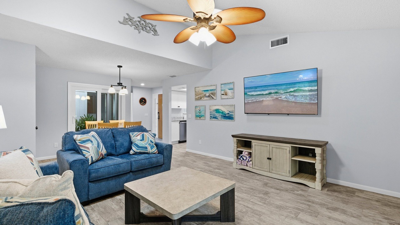 Photo of Livingroom in Atlantic Heights