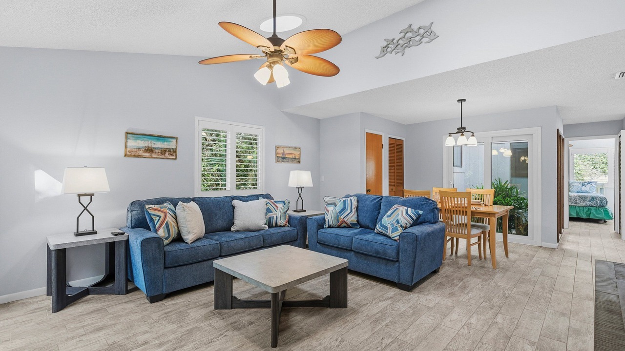 Photo of Livingroom in Atlantic Heights