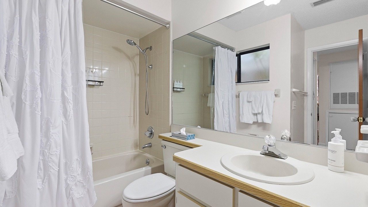 Photo of Bathroom in New Smyrna Beach