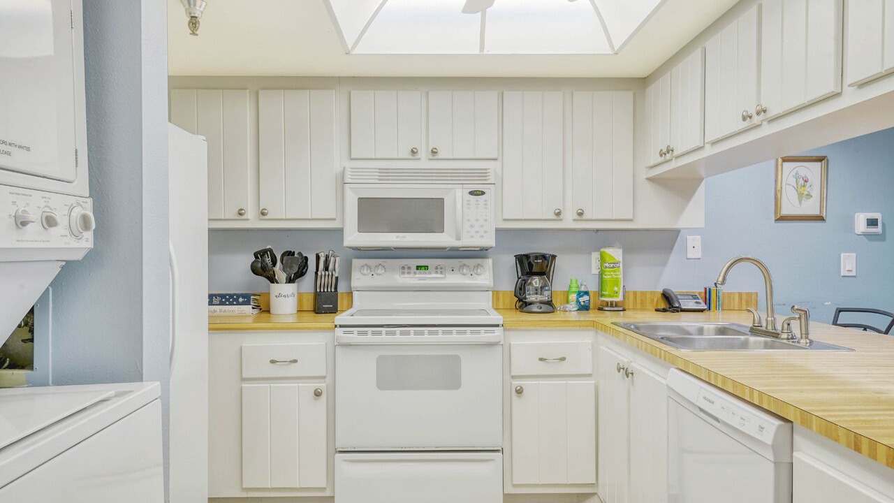 Photo of Kitchen in Madeira Beach