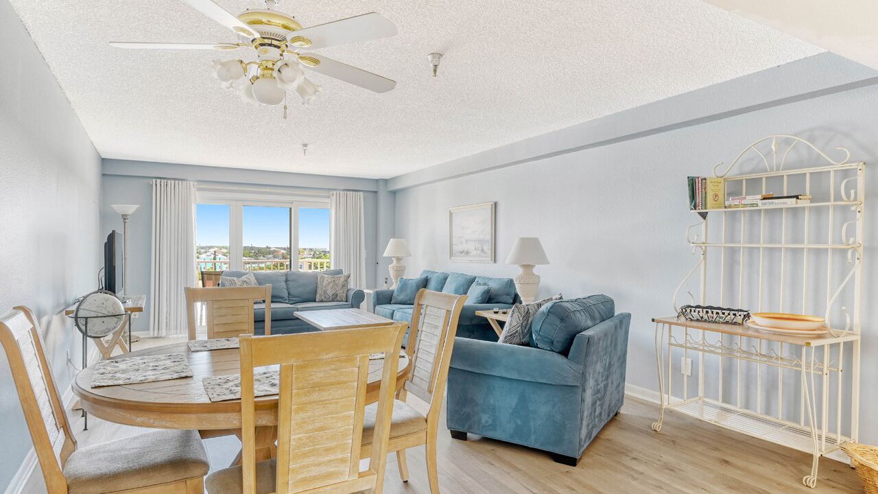 Photo of Livingroom in Madeira Beach