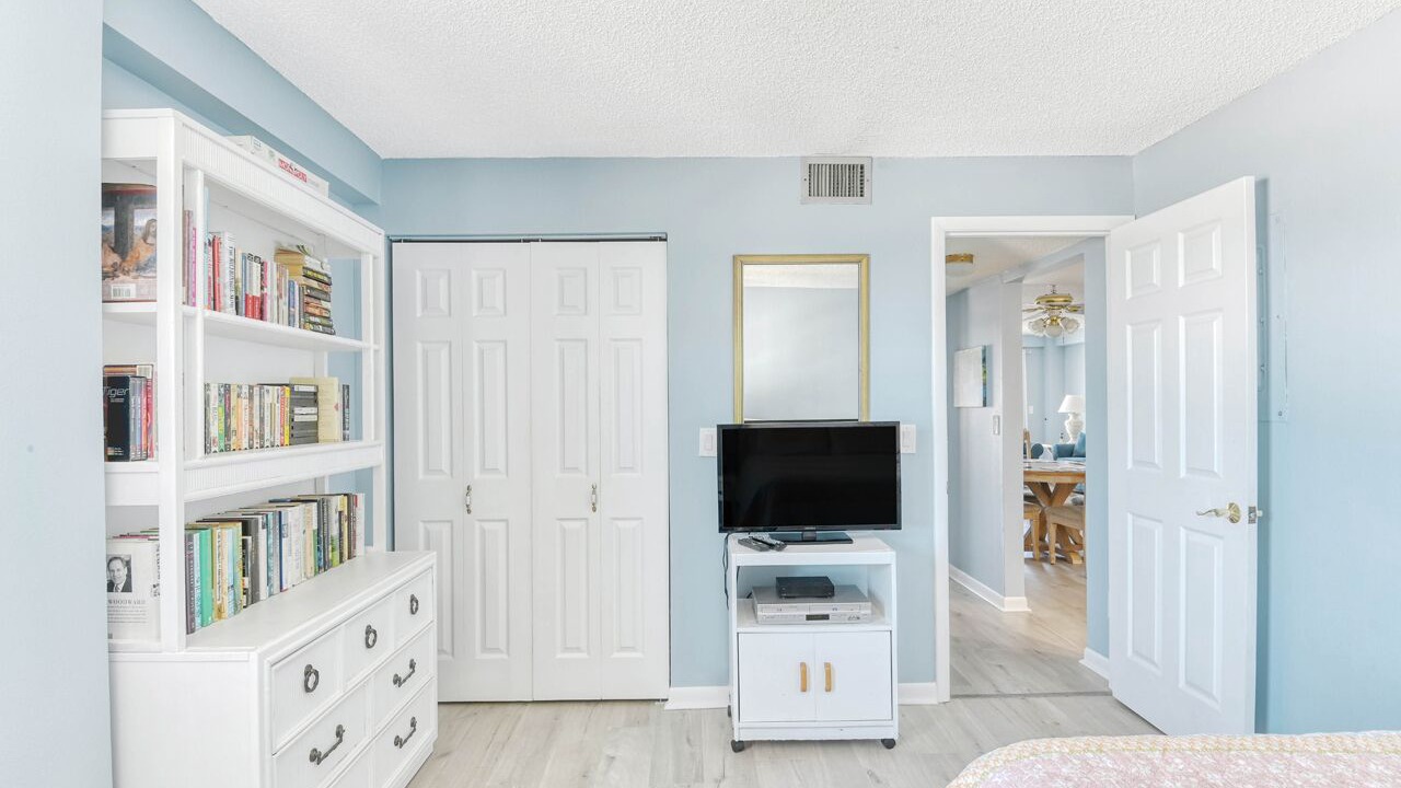 Photo of Bedroom in Madeira Beach
