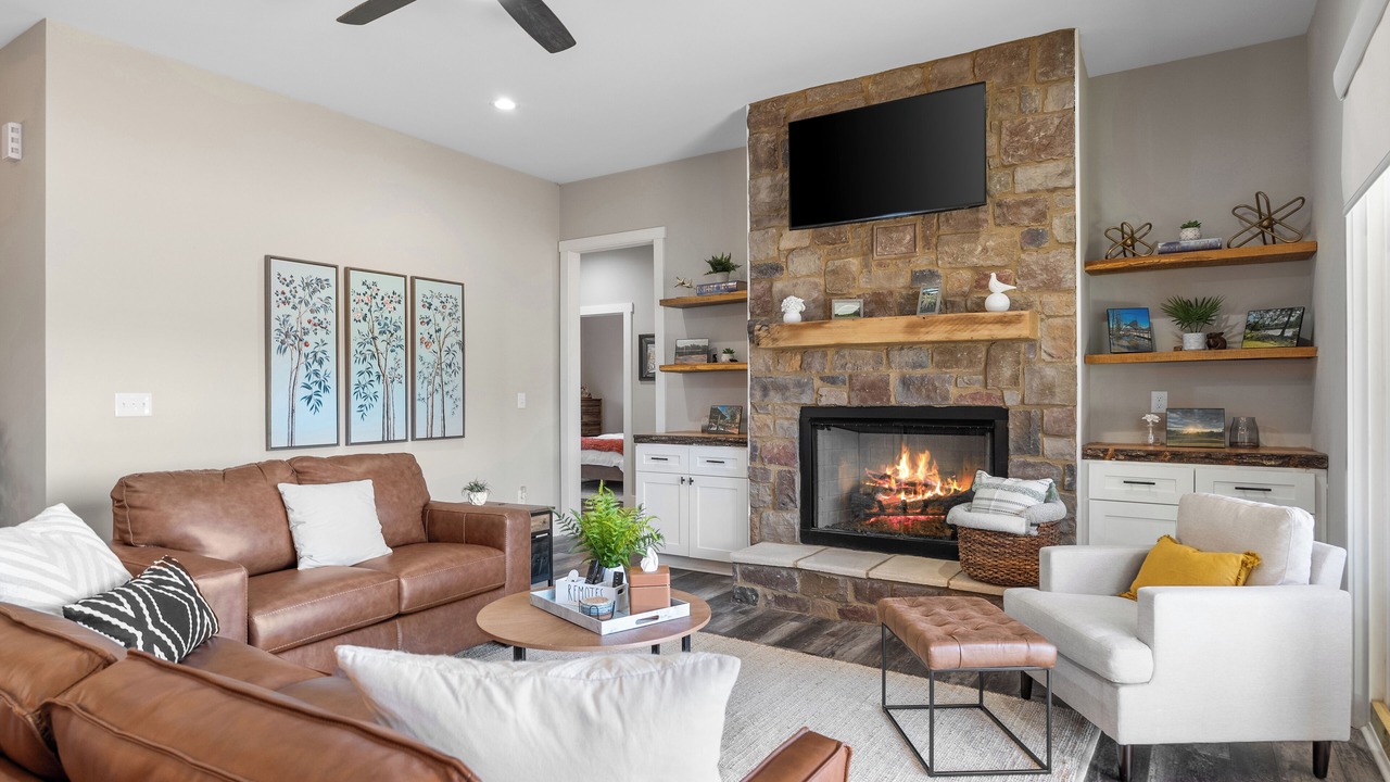 Photo of Livingroom in Travelers Rest
