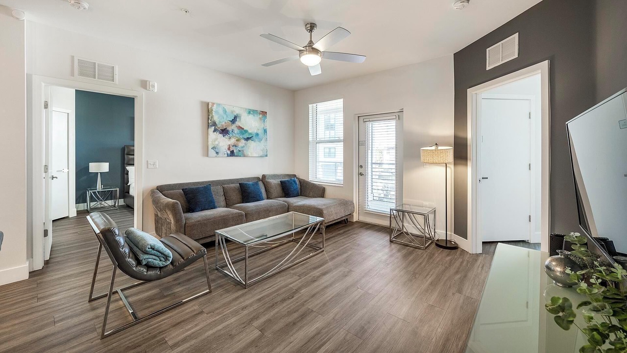 Photo of Livingroom in Port Tampa City