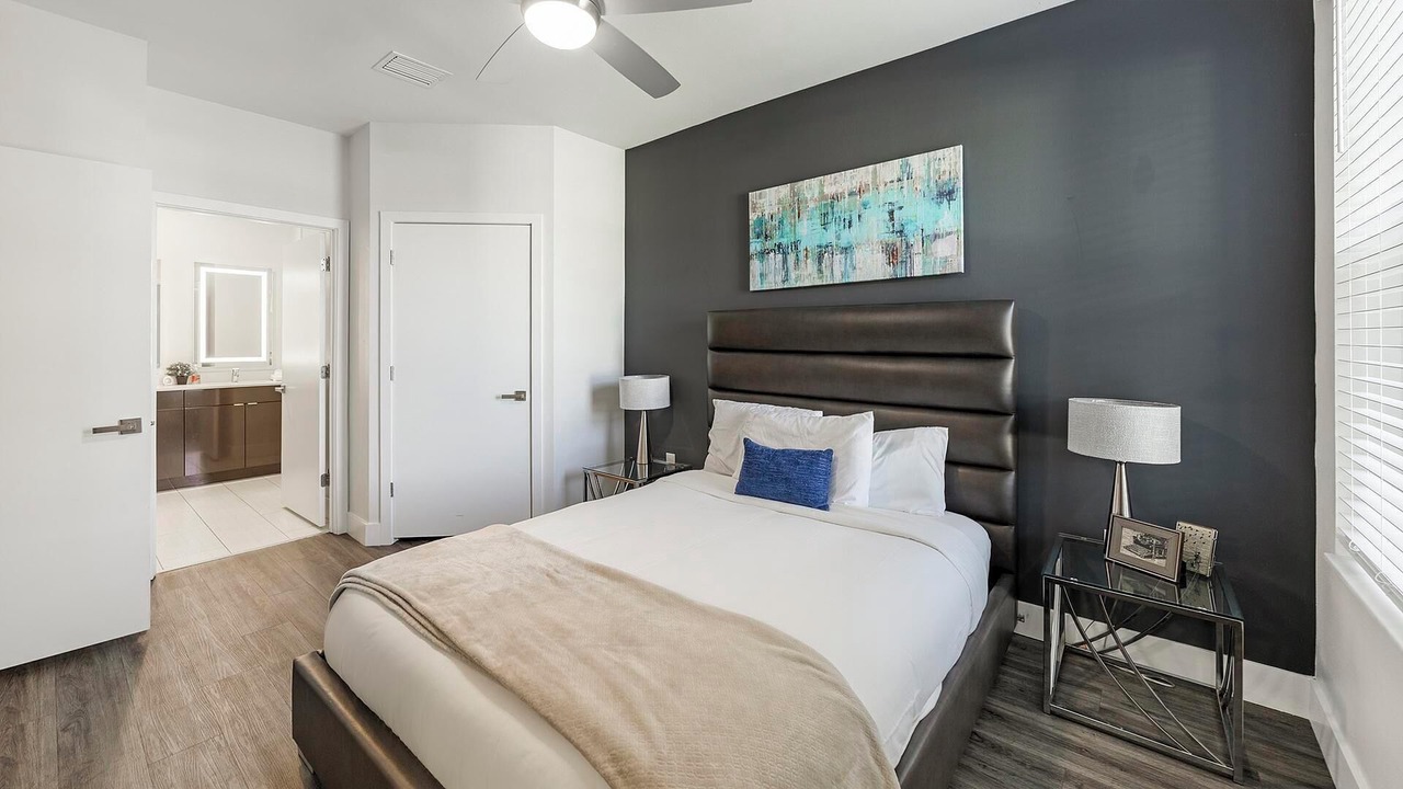 Photo of Bedroom in Port Tampa City