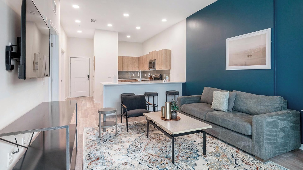 Photo of Livingroom in Florida Center