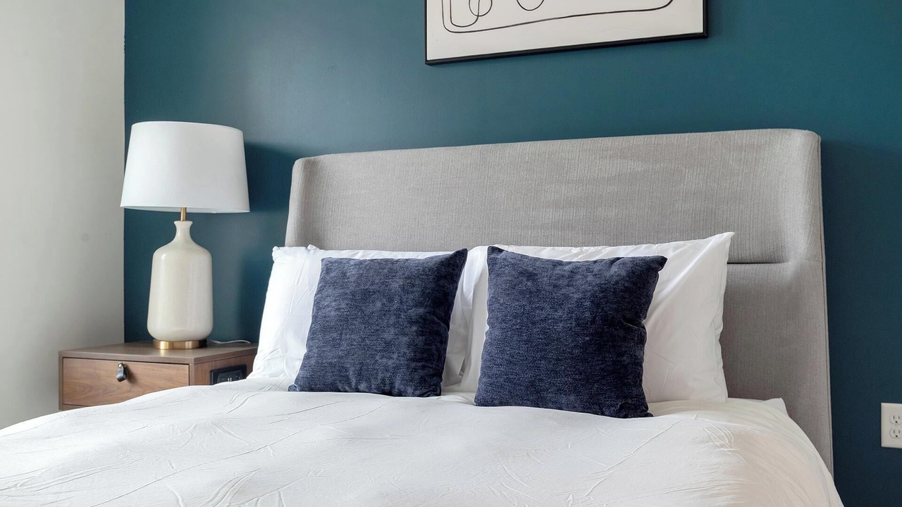 Photo of Bedroom in Florida Center