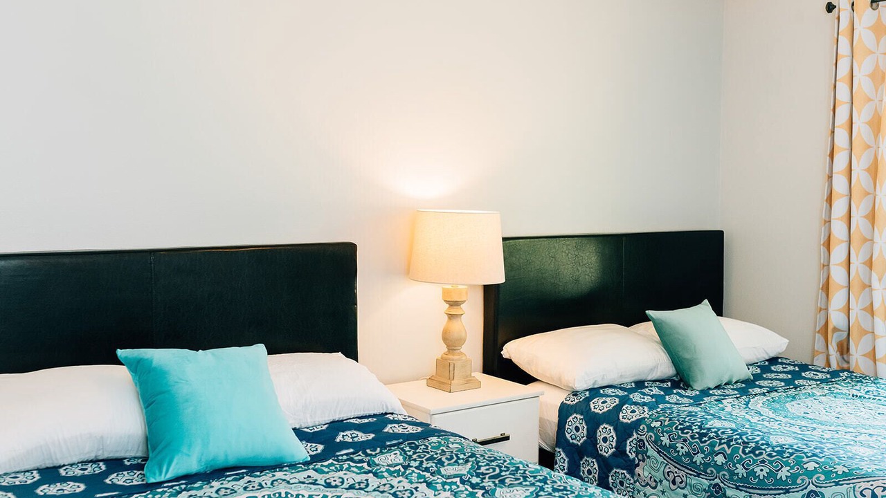 Photo of Bedroom in Bayshore Gardens