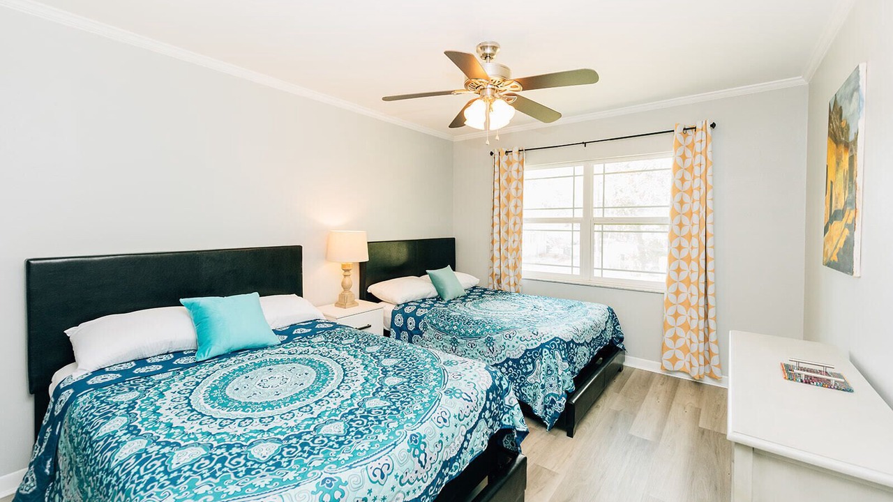 Photo of Bedroom in Bayshore Gardens