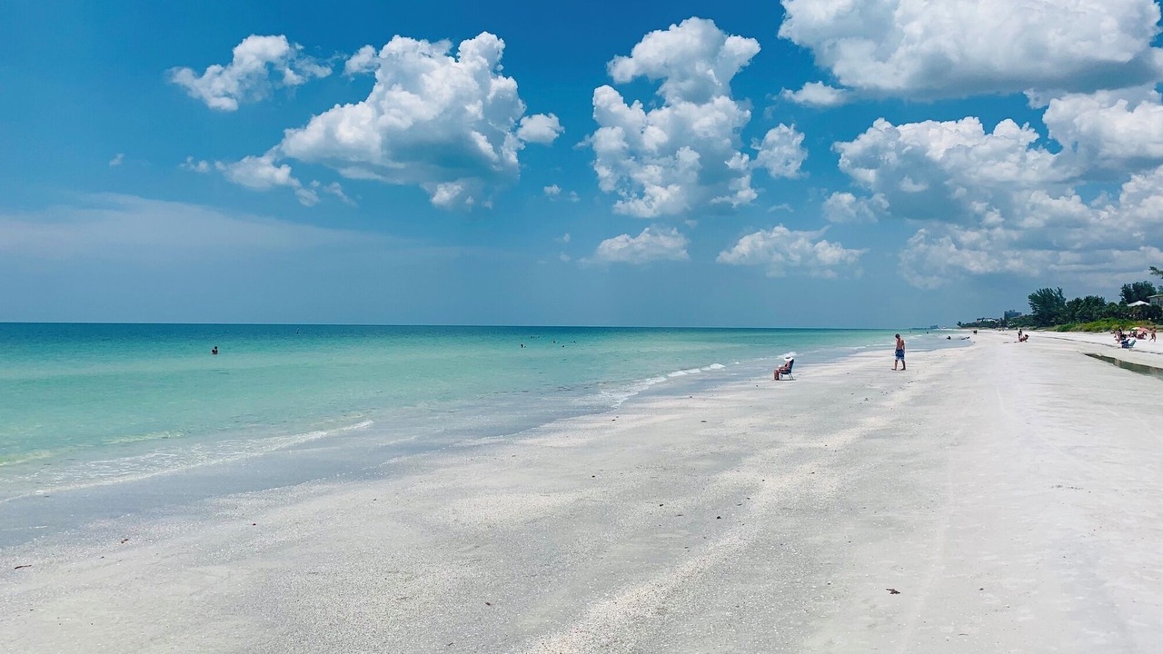 Photo of Others in Largo