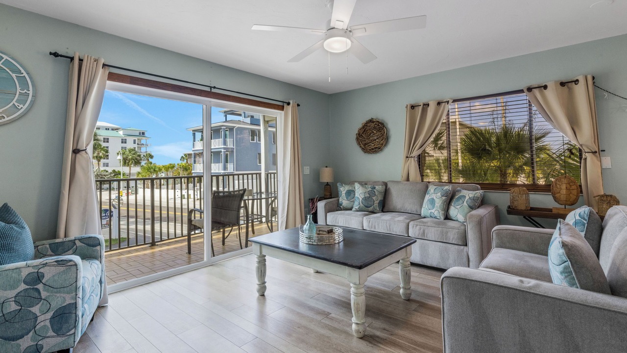 Photo of Livingroom in Indian Shores