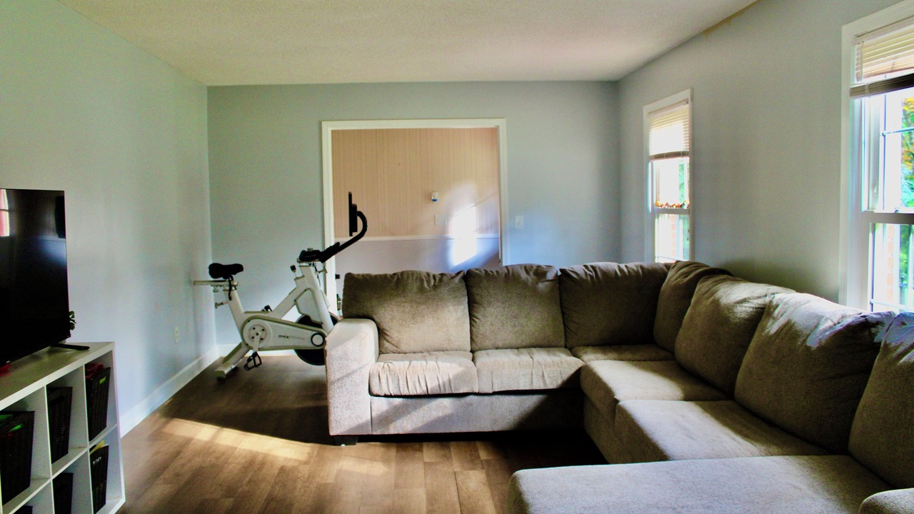 Photo of Livingroom in Clemson