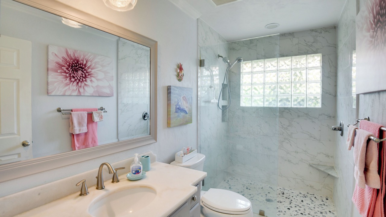 Photo of Bathroom in Ormond Beach