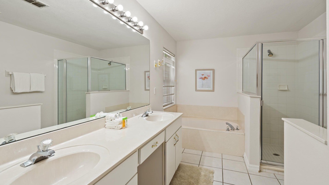Photo of Bathroom in Highlands Reserve