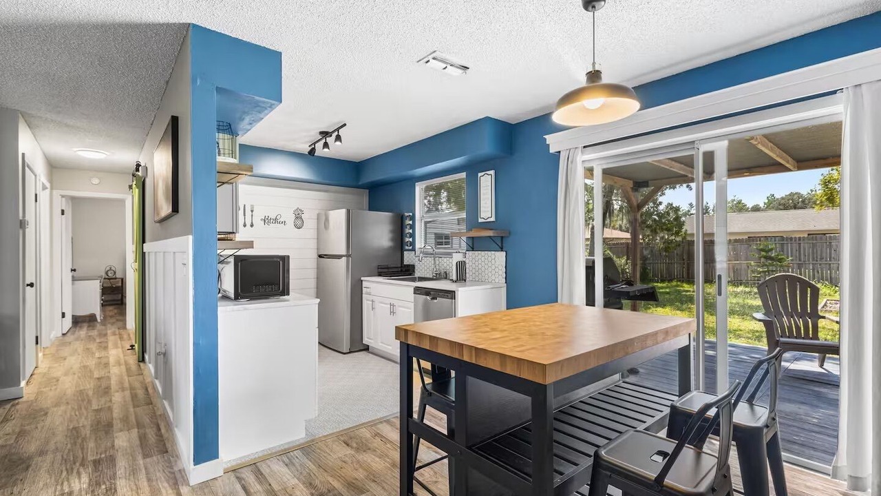 Photo of Kitchen in Silver Springs Shores