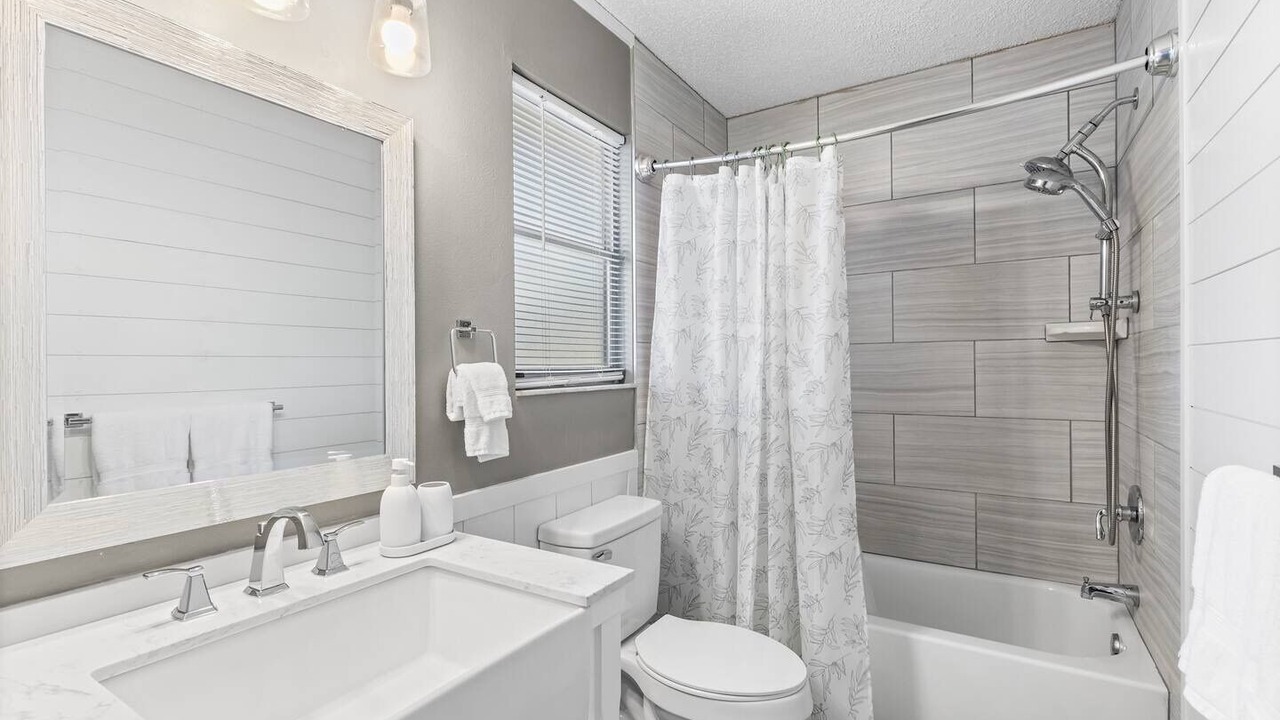 Photo of Bathroom in Silver Springs Shores