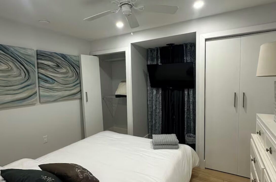 Photo of Bedroom in Howey-in-the-Hills