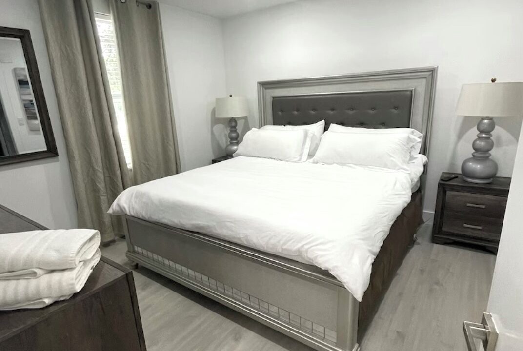 Photo of Bedroom in Howey-in-the-Hills