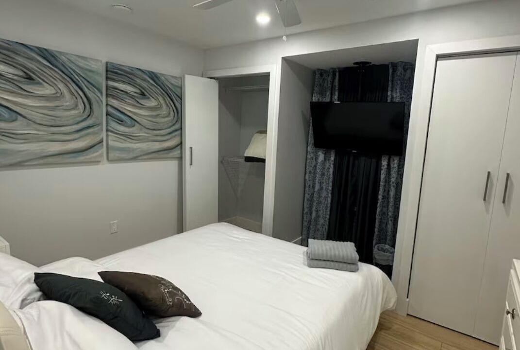 Photo of Bedroom in Howey-in-the-Hills