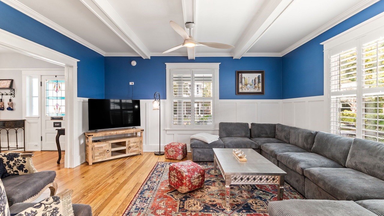 Photo of Bedroom in Downtown Historic District