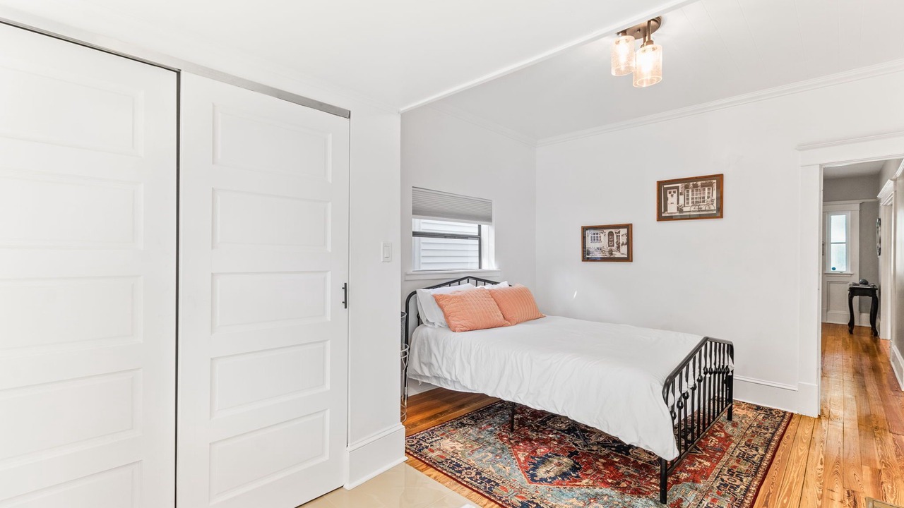 Photo of Bedroom in Downtown Historic District