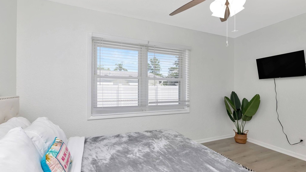 Photo of Bedroom in Pinellas Park