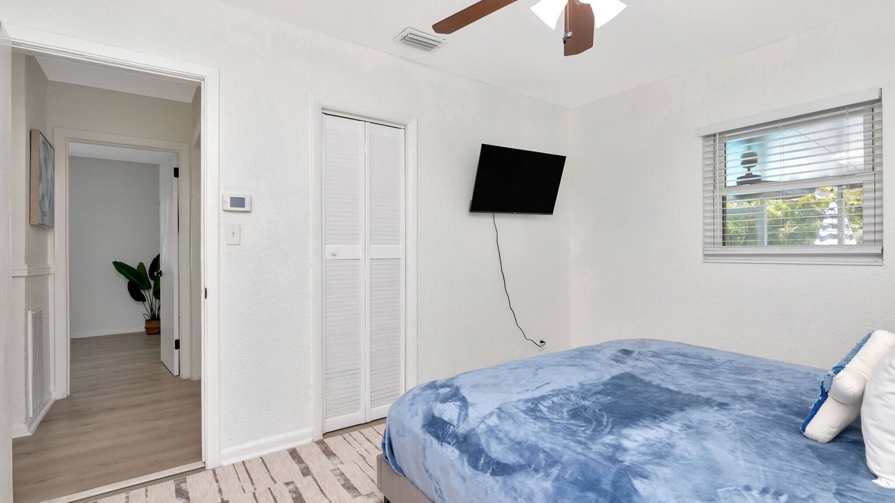 Photo of Bedroom in Pinellas Park