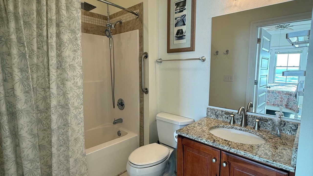 Photo of Bathroom in Rodanthe