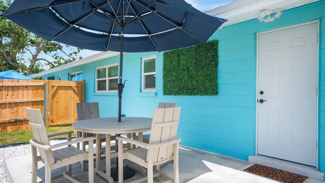 Photo of Outdoor in Bayshore Gardens