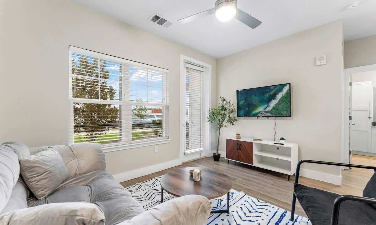 Photo of Livingroom in Southeast Orlando