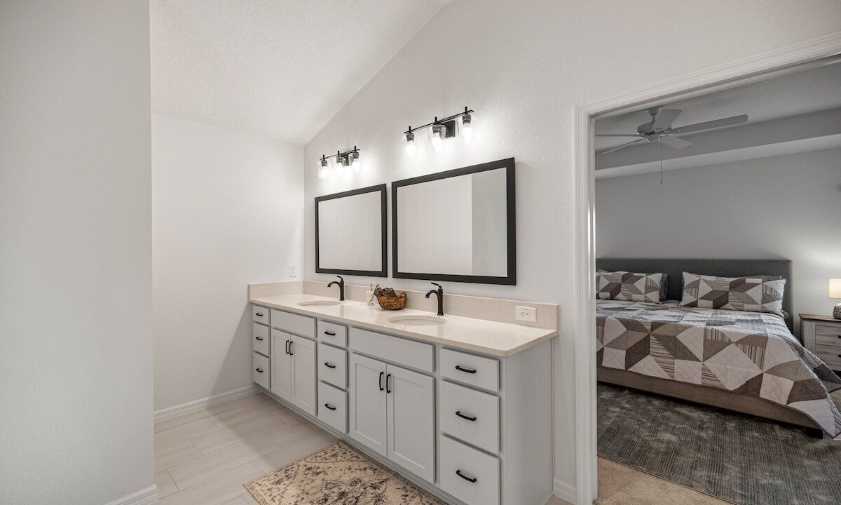 Photo of Bedroom in Sumter County