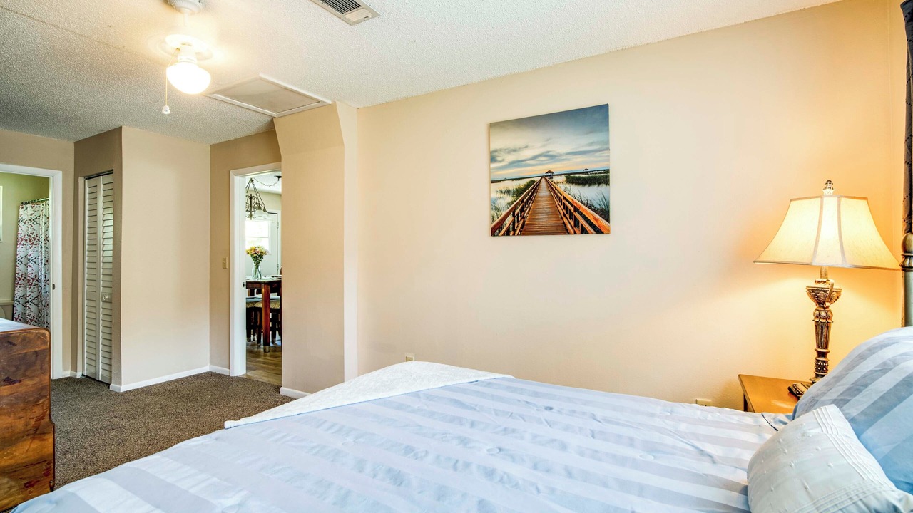 Photo of Bedroom in Brooksville