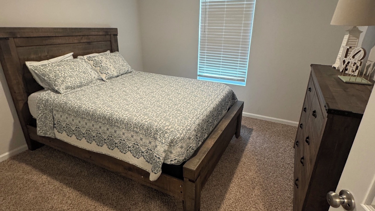Photo of Bedroom in Valdosta