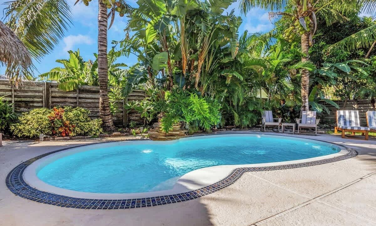 Photo of Outdoor in Harbor Hills