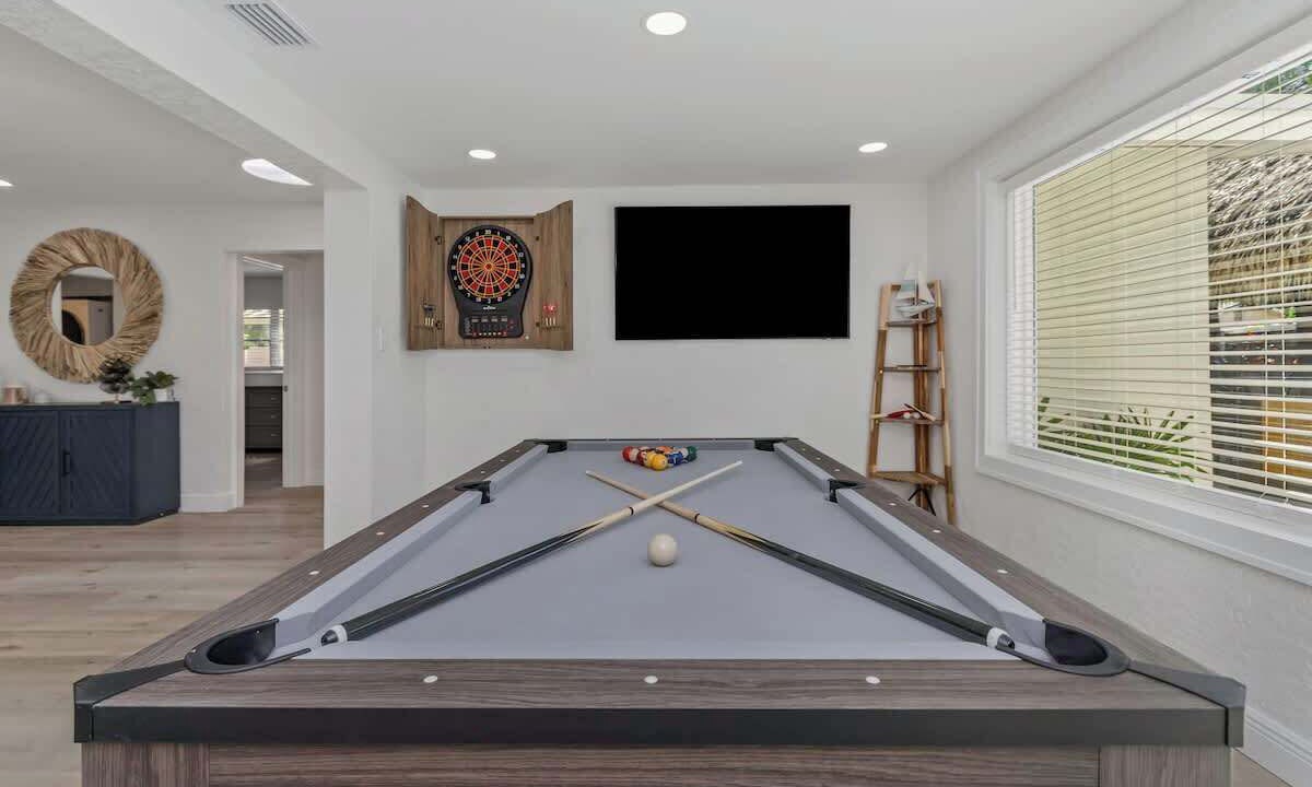 Photo of Bedroom in Harbor Hills