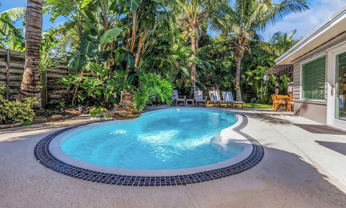 Photo of Outdoor in Harbor Hills