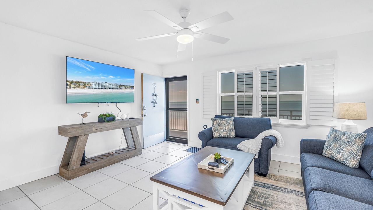 Photo of Livingroom in Sunset Beach