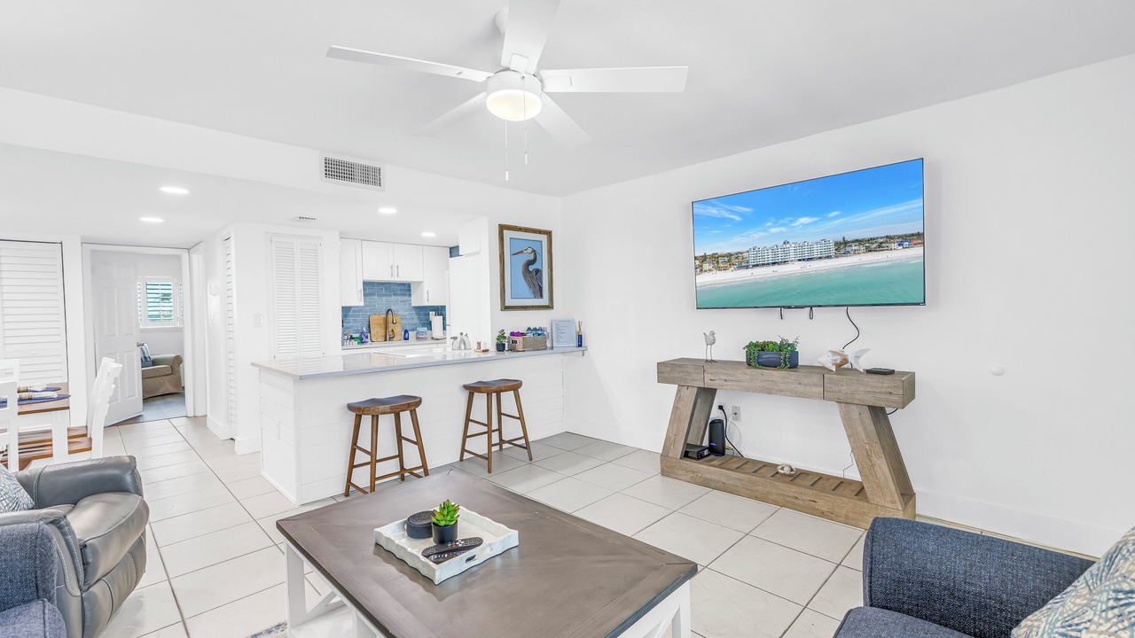 Photo of Livingroom in Sunset Beach