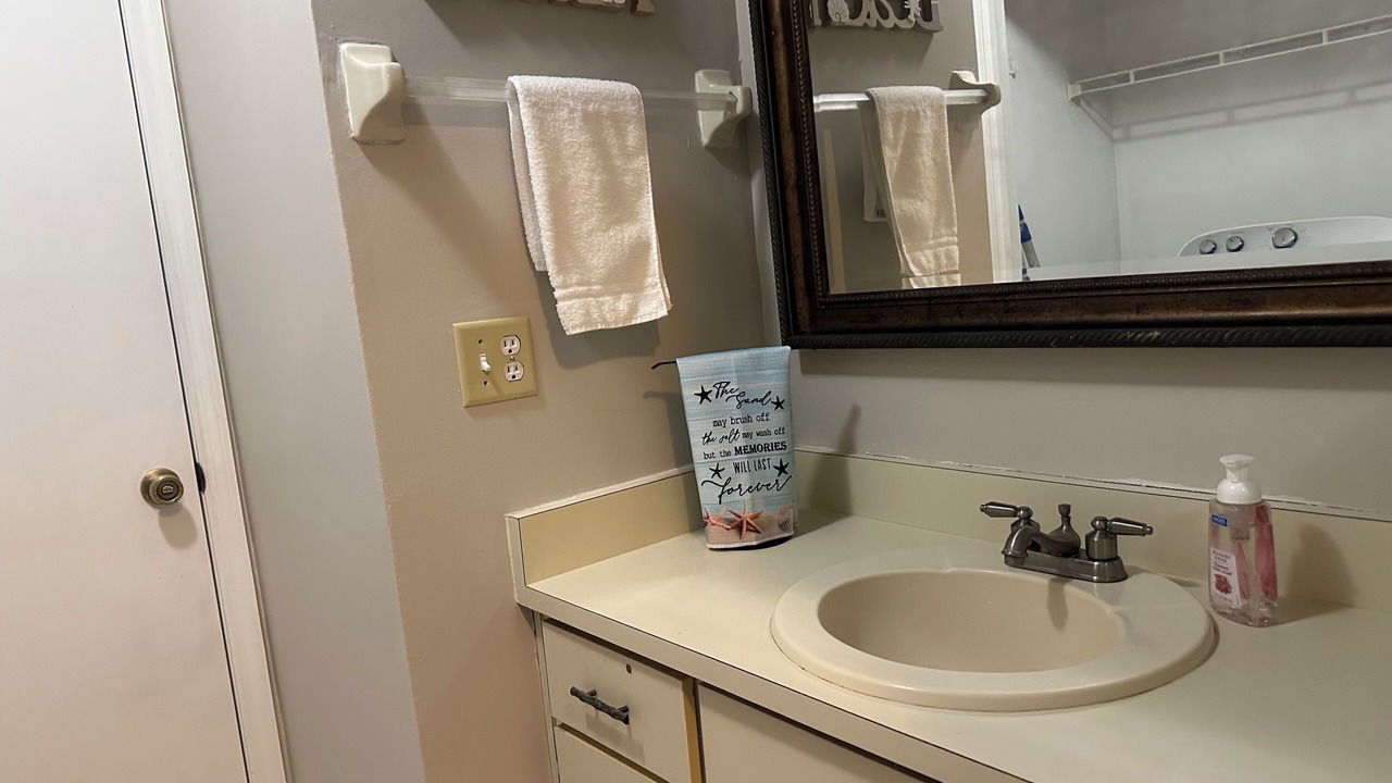 Photo of Bathroom in Port Orange