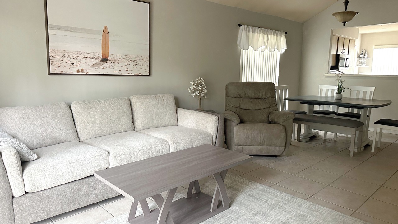 Photo of Livingroom in Port Orange