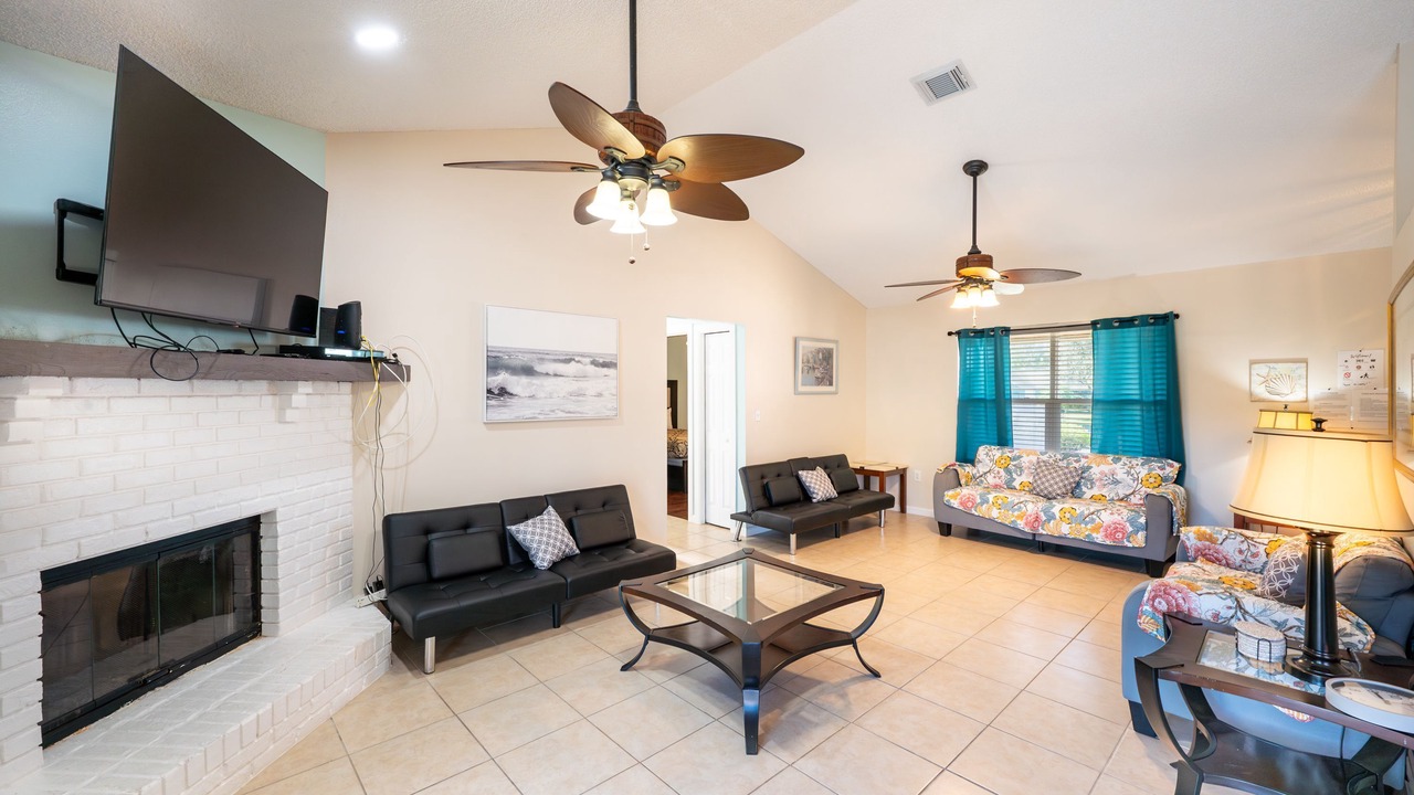 Photo of Livingroom in Fedhaven